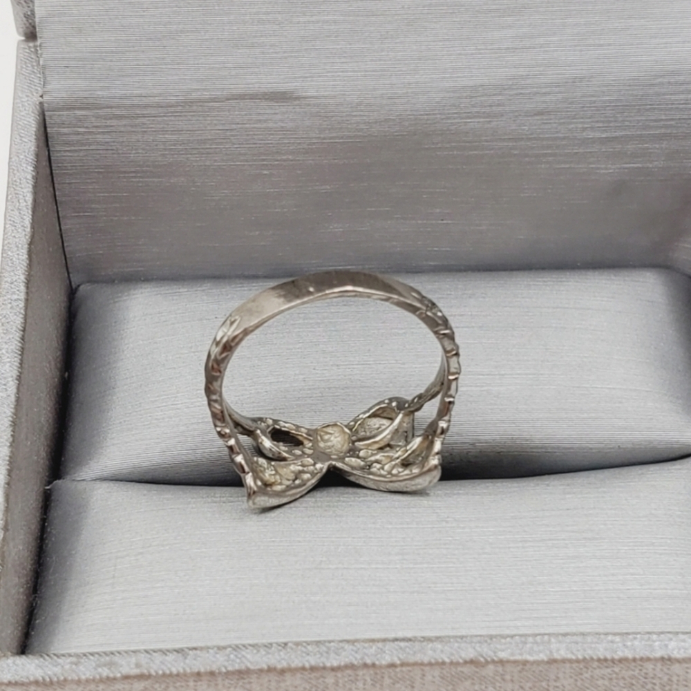 Silver Bow Ring - Picture 3 of 7